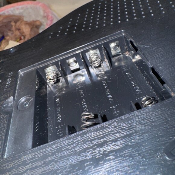 2007 Gibson Power Tour Tiger Electronics Black Electric Toy Guitar - Not Working - Picture 3 of 7